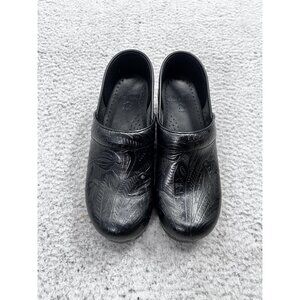 Women's Dansko Pro Black Tooled Embossed Floral Leather Slip On Clog Size 38